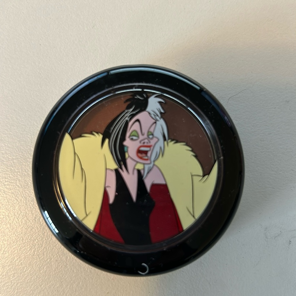 Limited Edition MAC matte powder blush in Darkly my Dear